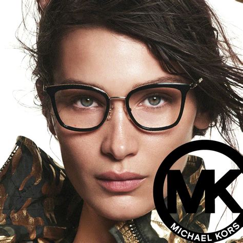 people wearing michael kors glasses n people|Editor.